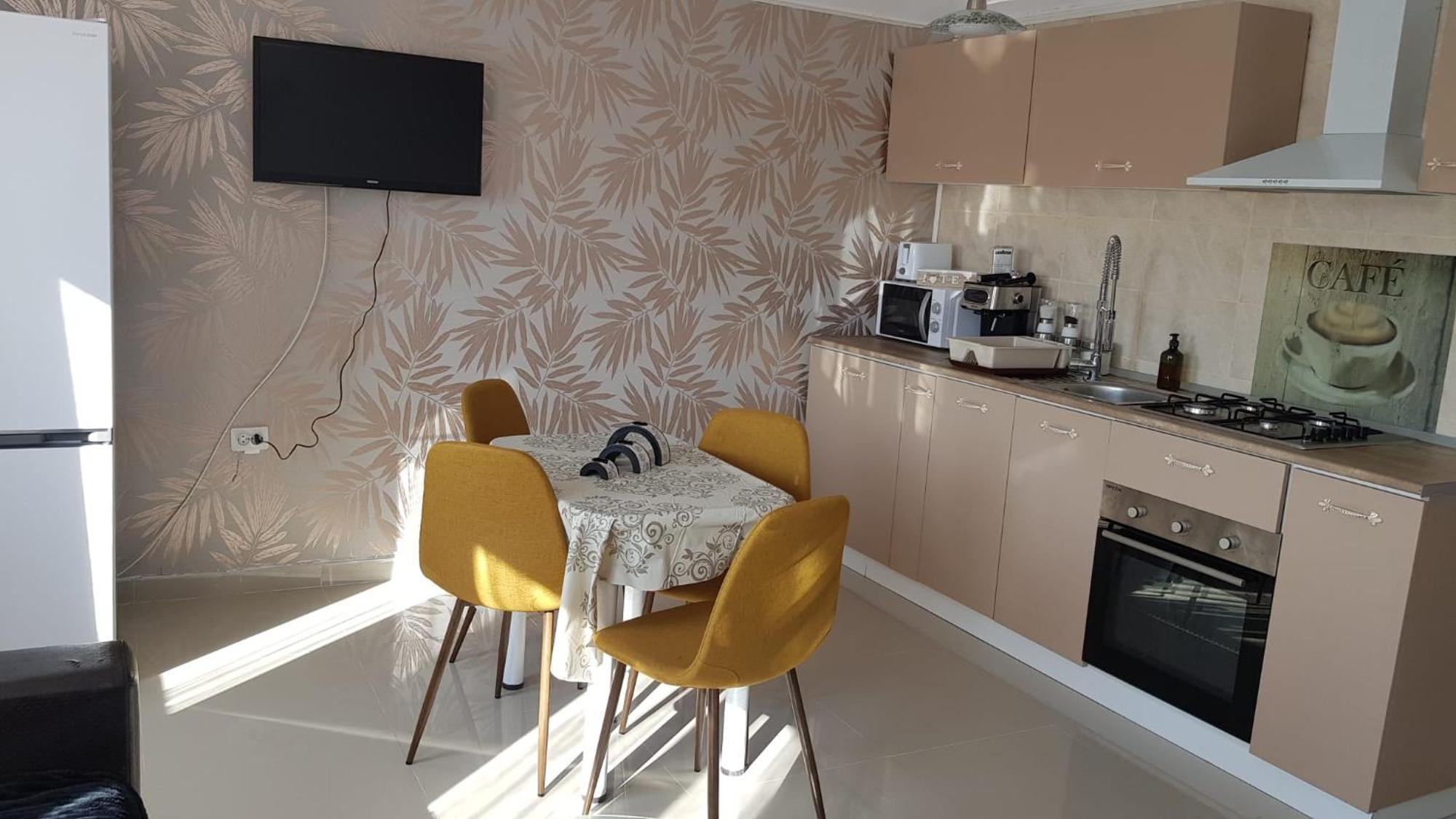 Cosy 2 Bedroom Apartment In New Town Braşov Eksteriør bilde