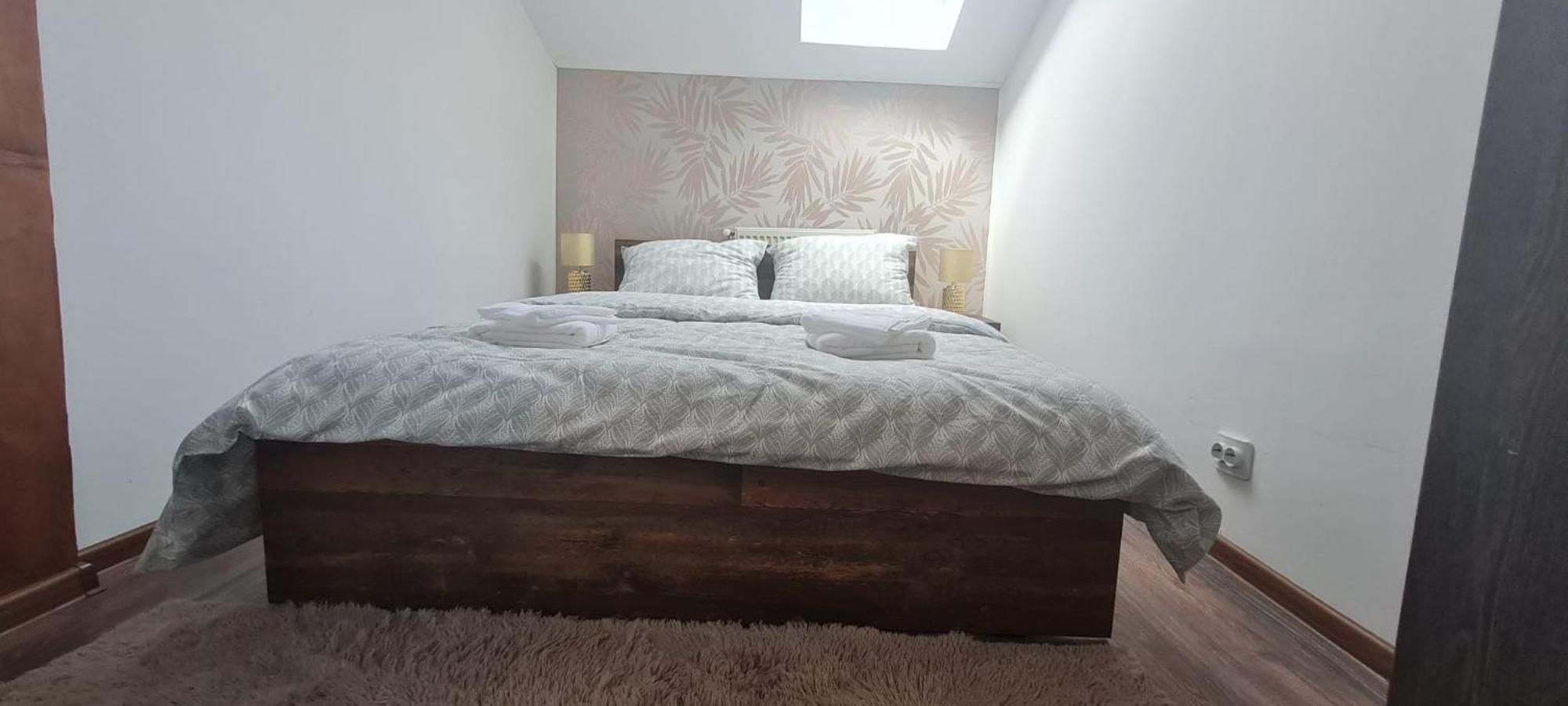 Cosy 2 Bedroom Apartment In New Town Braşov Eksteriør bilde