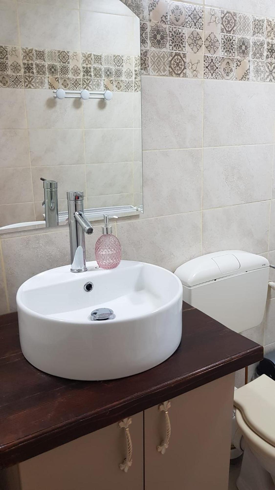 Cosy 2 Bedroom Apartment In New Town Braşov Eksteriør bilde