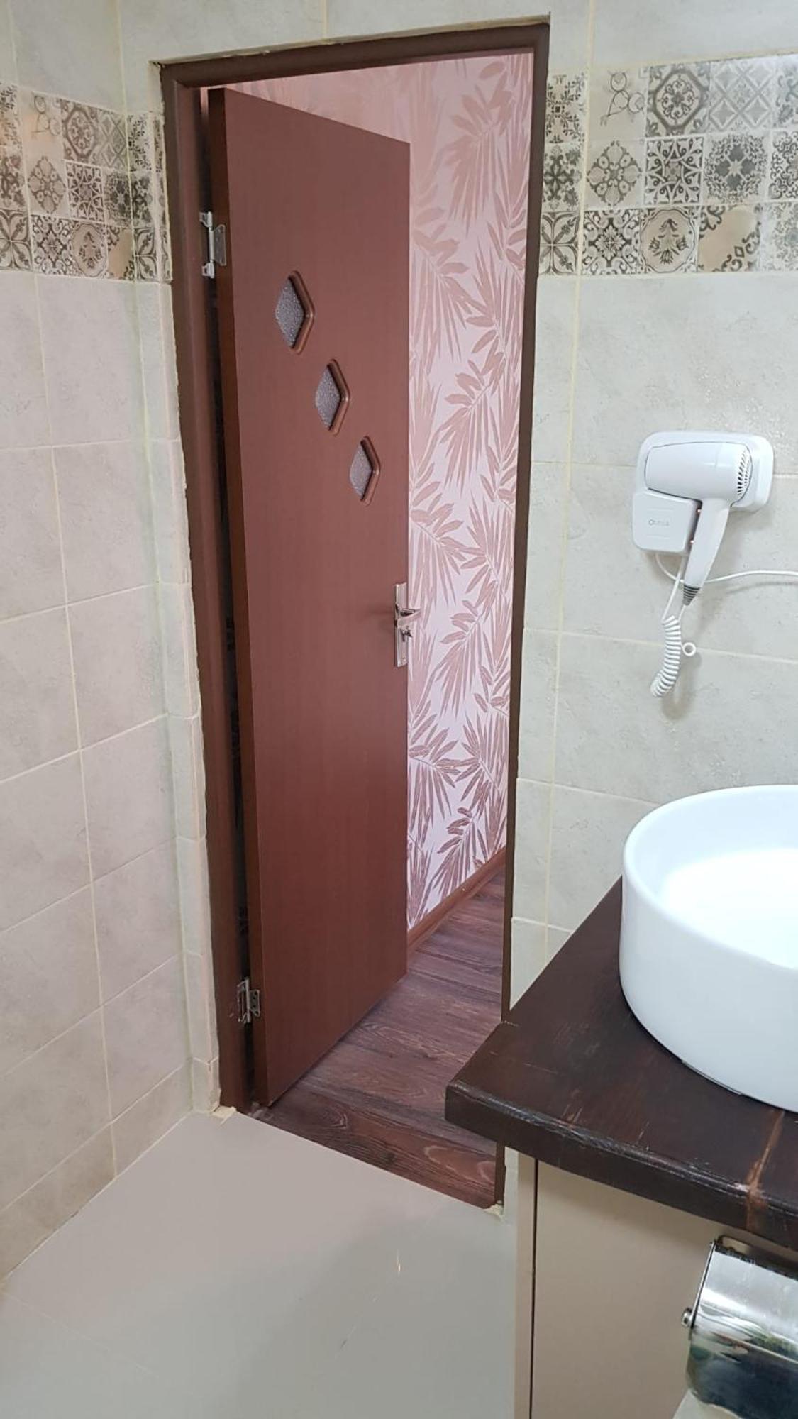 Cosy 2 Bedroom Apartment In New Town Braşov Eksteriør bilde