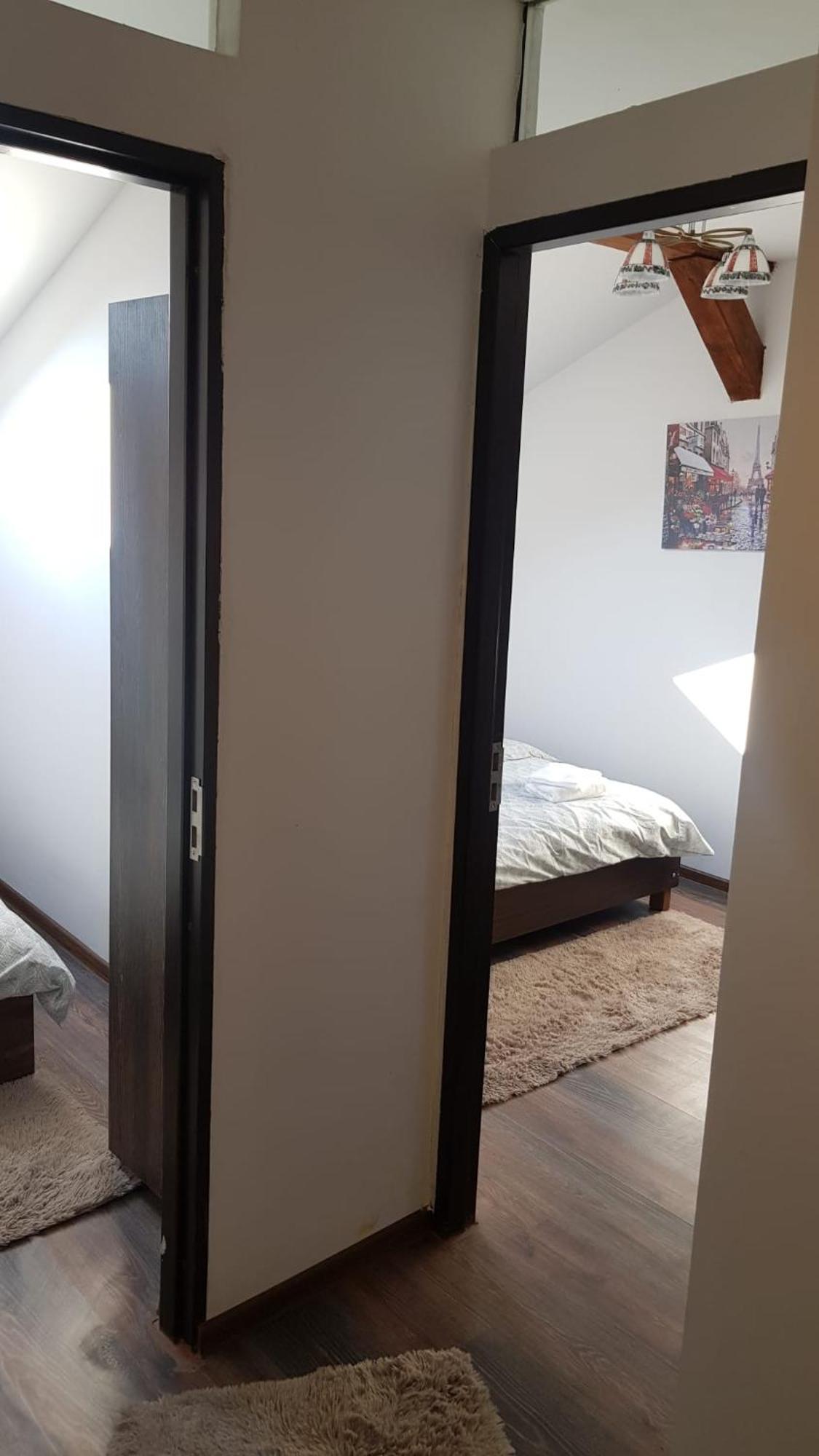 Cosy 2 Bedroom Apartment In New Town Braşov Eksteriør bilde