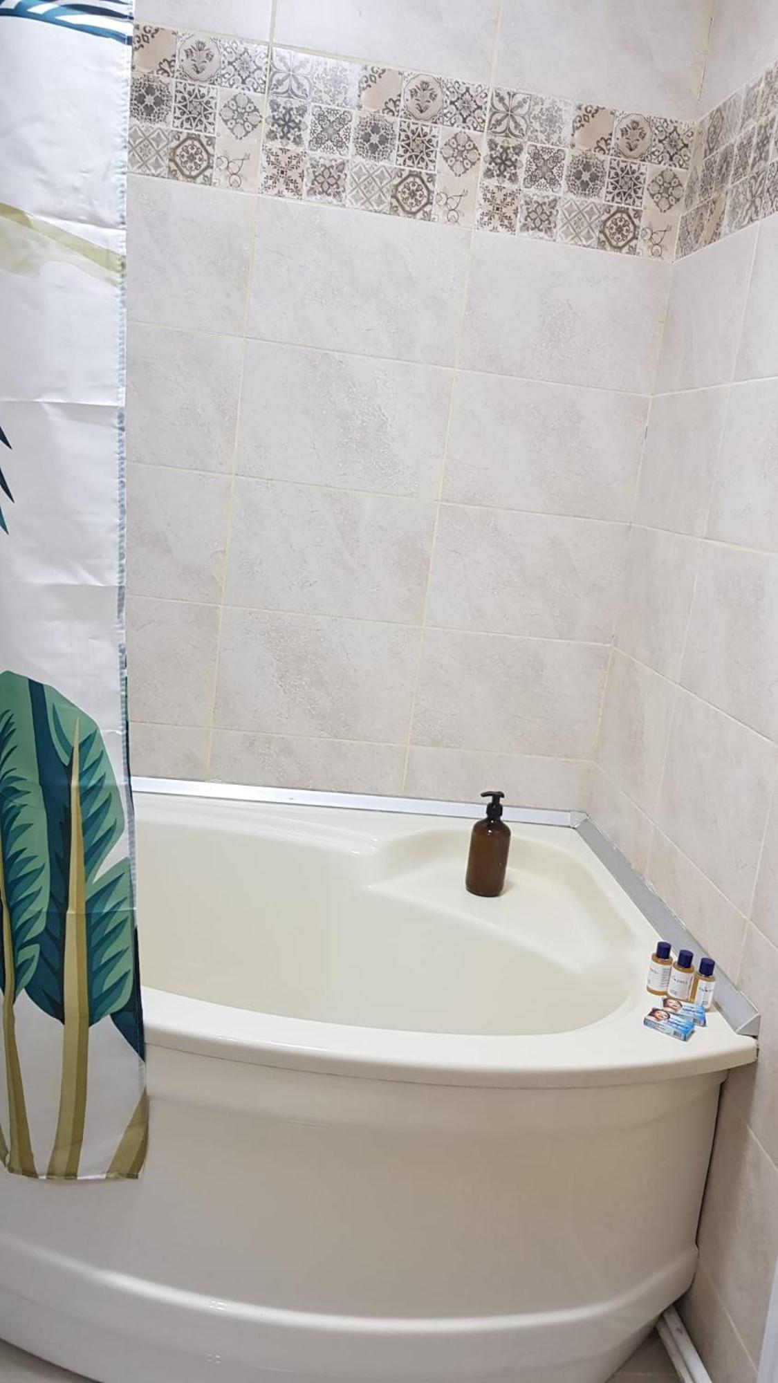 Cosy 2 Bedroom Apartment In New Town Braşov Eksteriør bilde